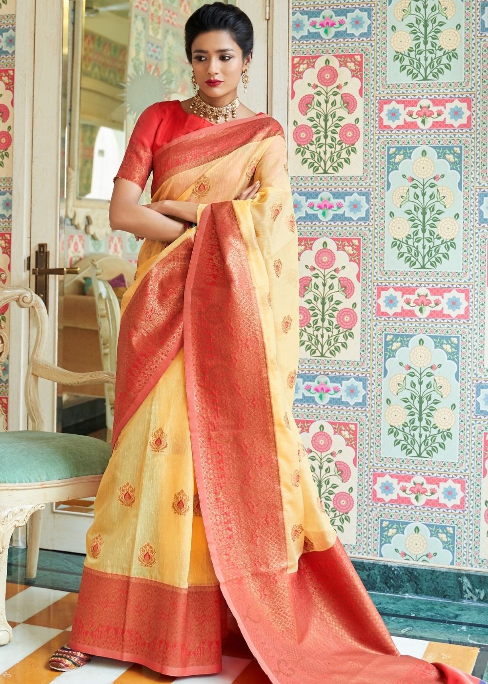Yellow Woven Linen Silk Saree with Butti overall