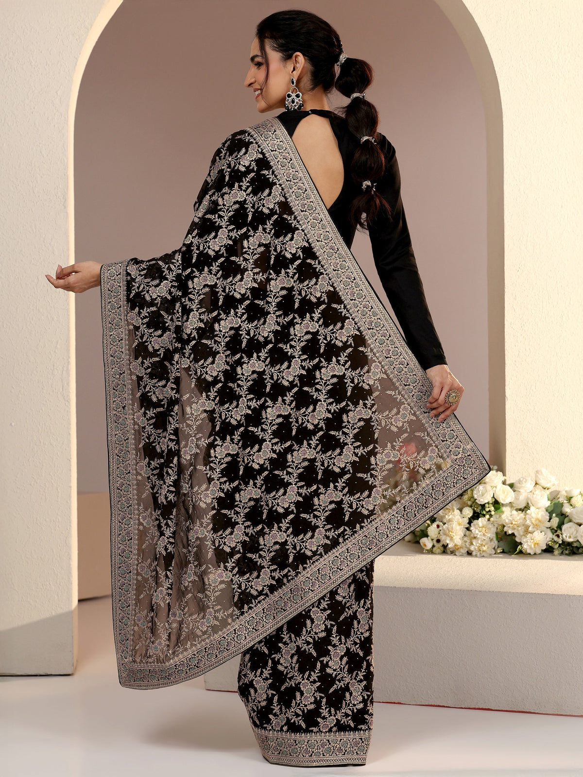 Anouk Black Floral Embroidered Georgette Saree