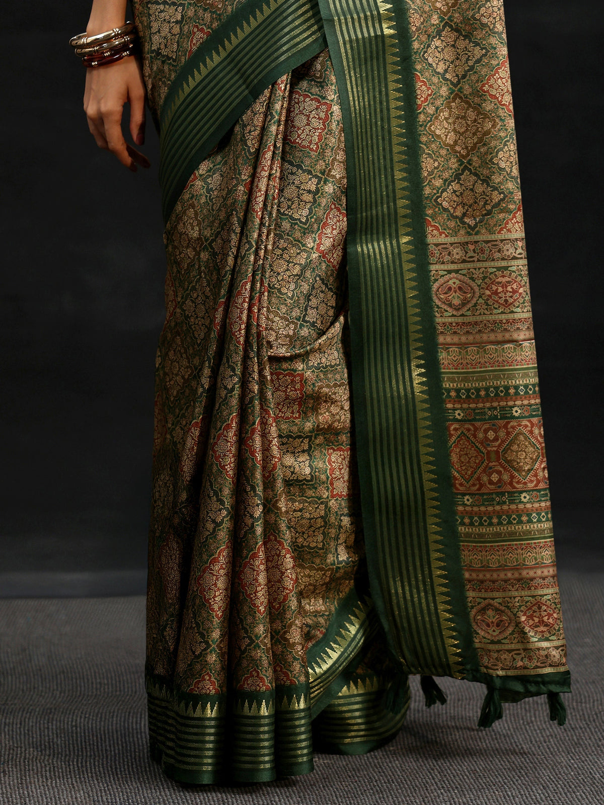 Anouk Green Floral Foil Printed Silk Blend Saree