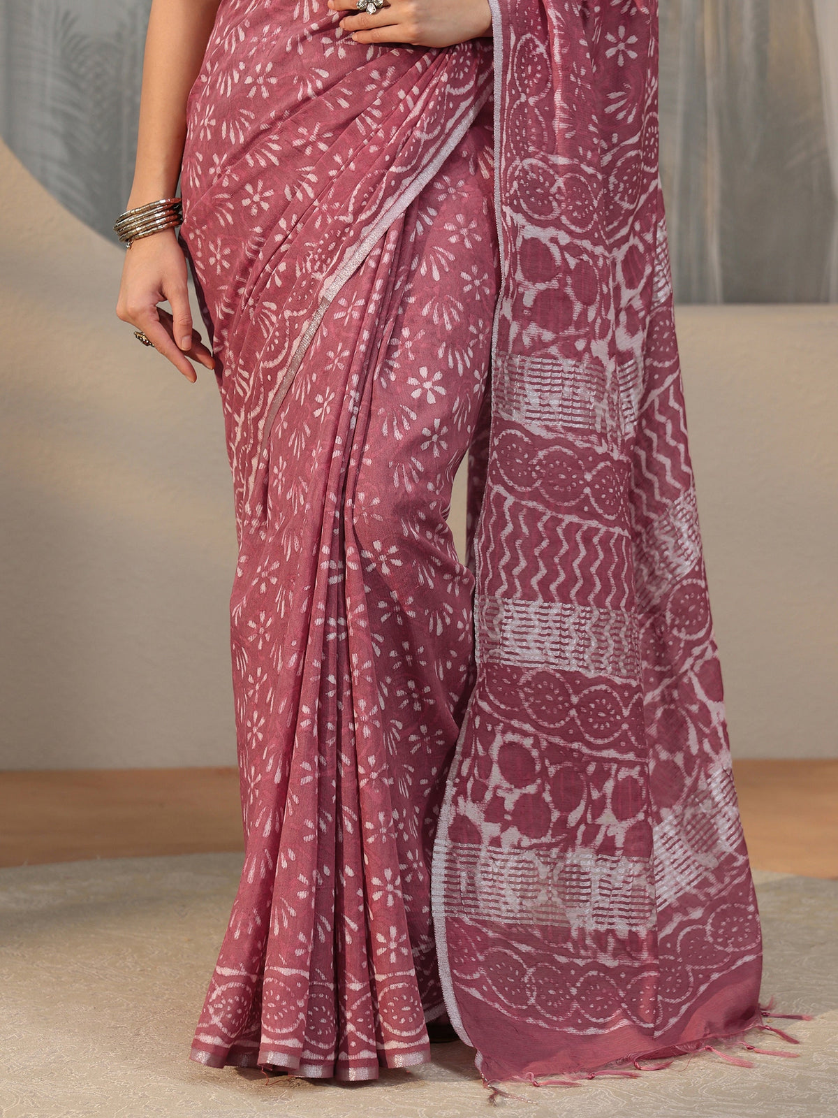 Anouk Dusty Rose Pink Floral Dabu Print Cotton Saree