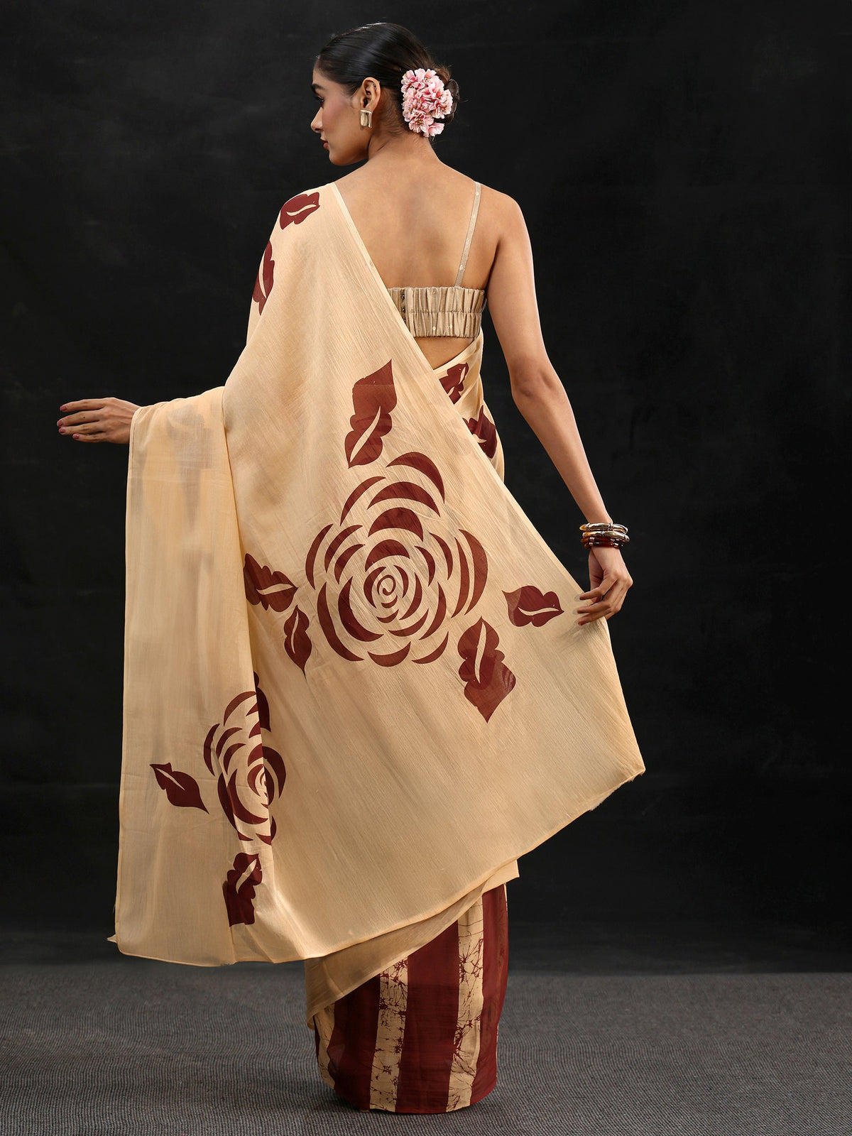 Anouk Cream Rosette Print Cotton Saree