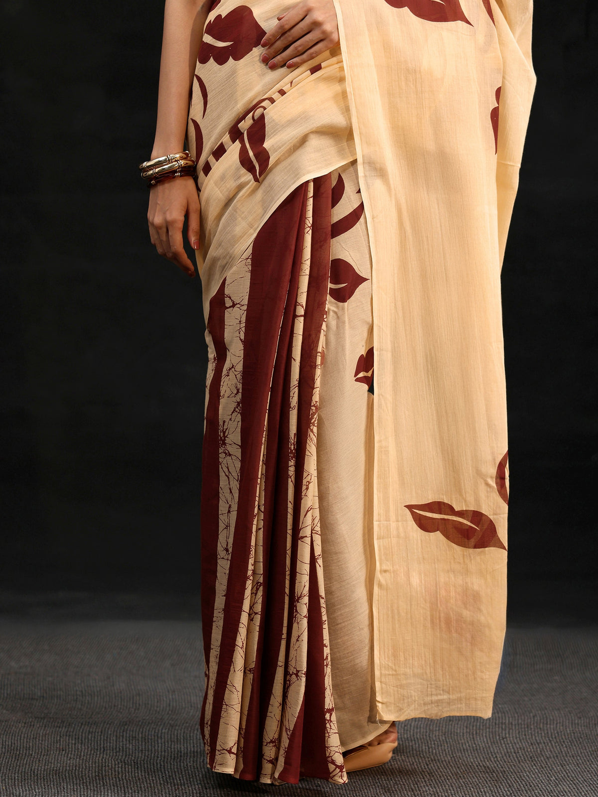 Anouk Cream Rosette Print Cotton Saree