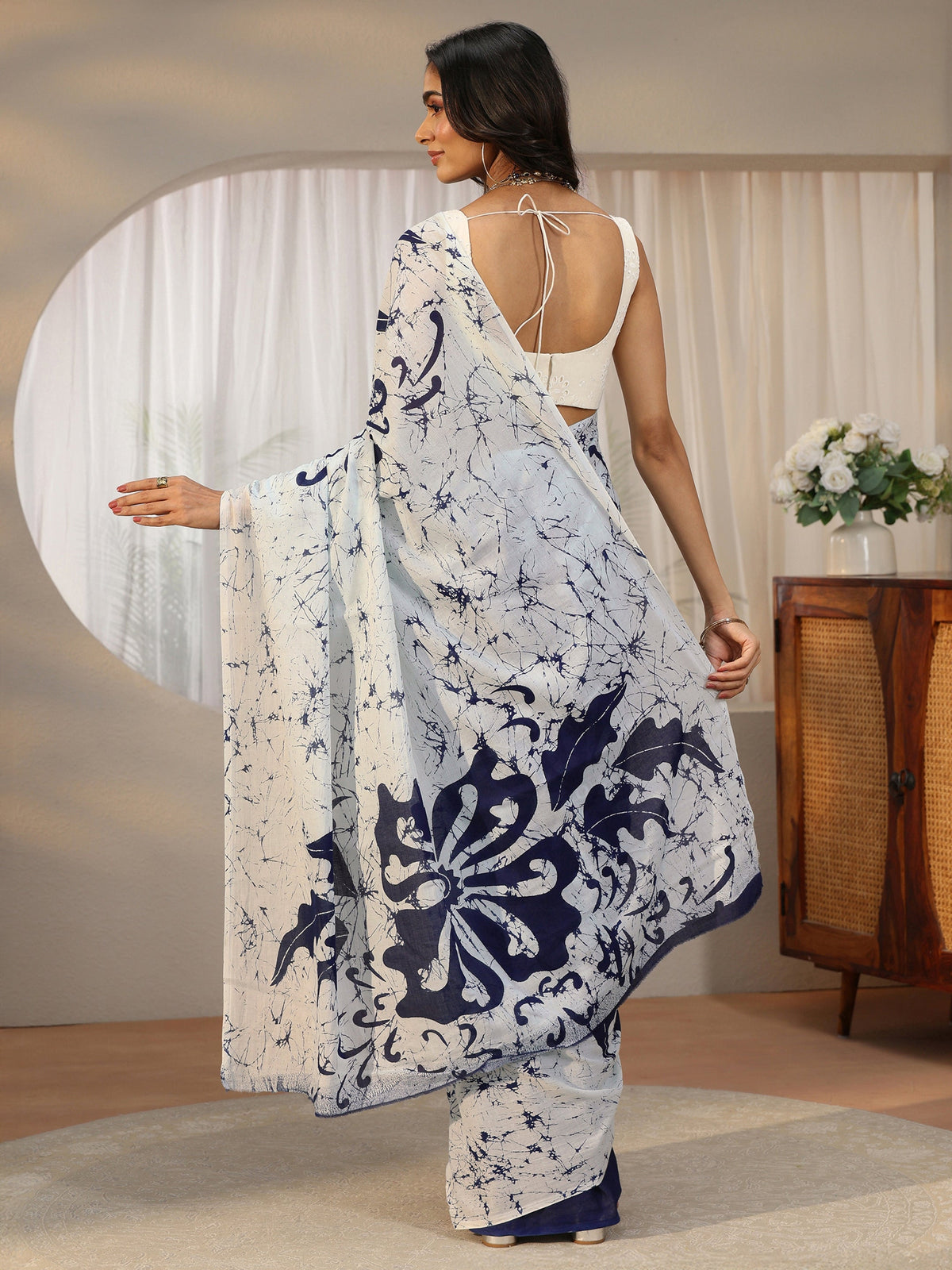Anouk Navy Blue Screen Printed Saree