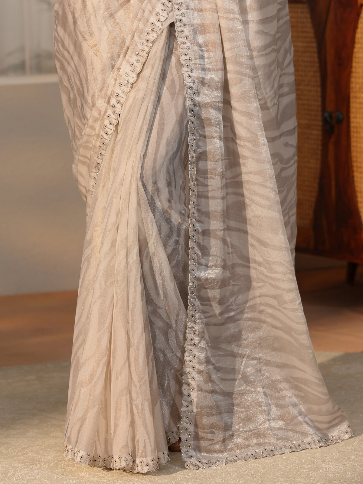 Anouk Off White Wavy Textured Tissue Saree