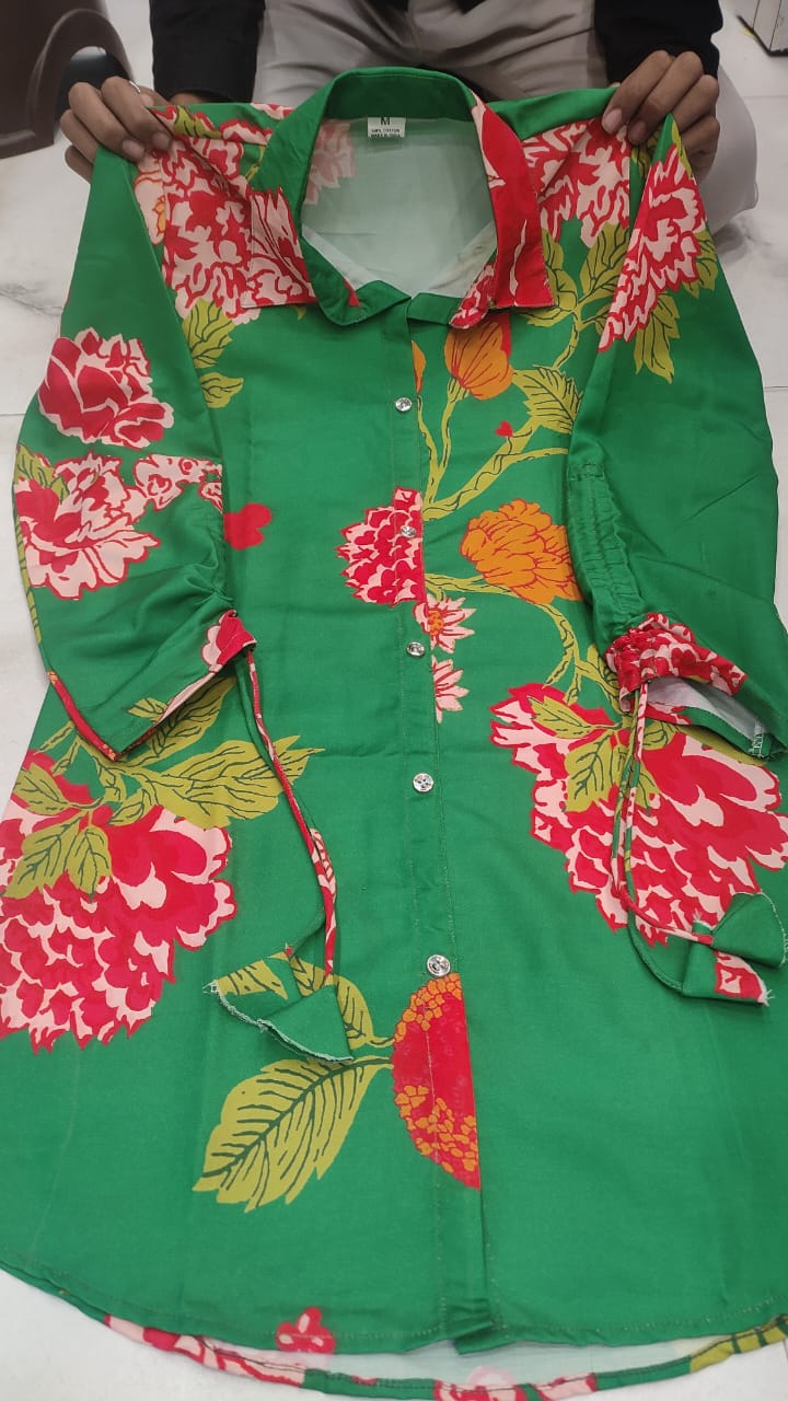 Muslin Digital Print Co-Ord Set – Shirt Collar Top with Dori Pattern Sleeves & Matching Pant