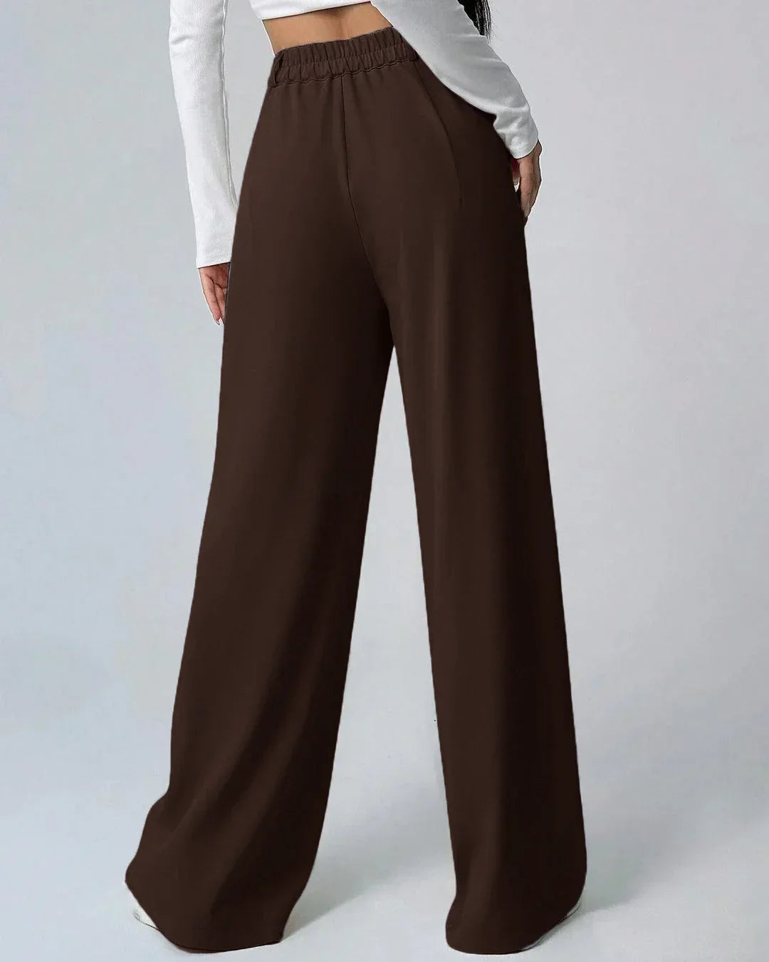 High-Waist Pleated Wide-Leg Trouser in Coco