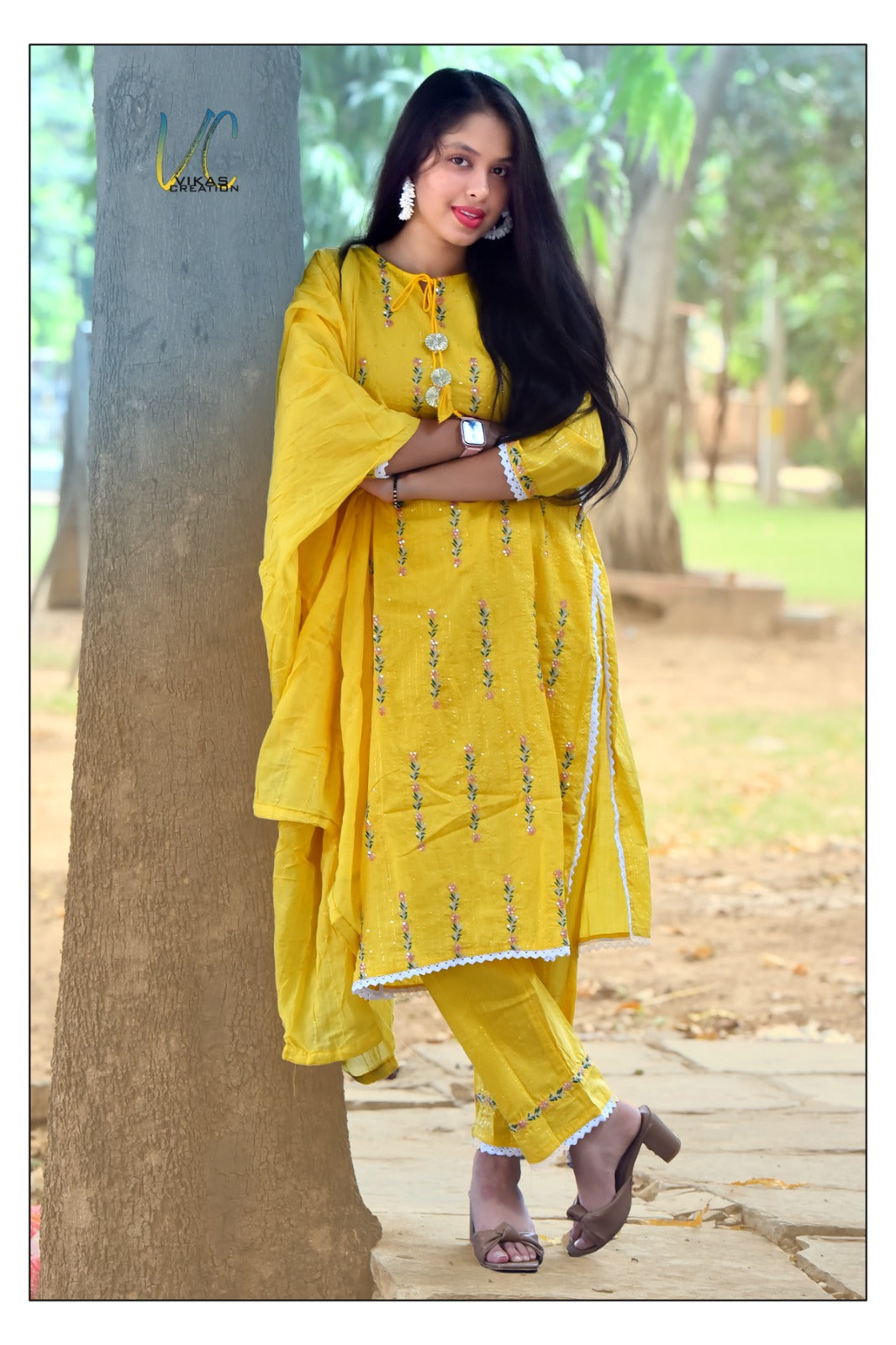 Cotton Lurex Kurti with Embroidery, Pant, and Nazmin Dupatta Set