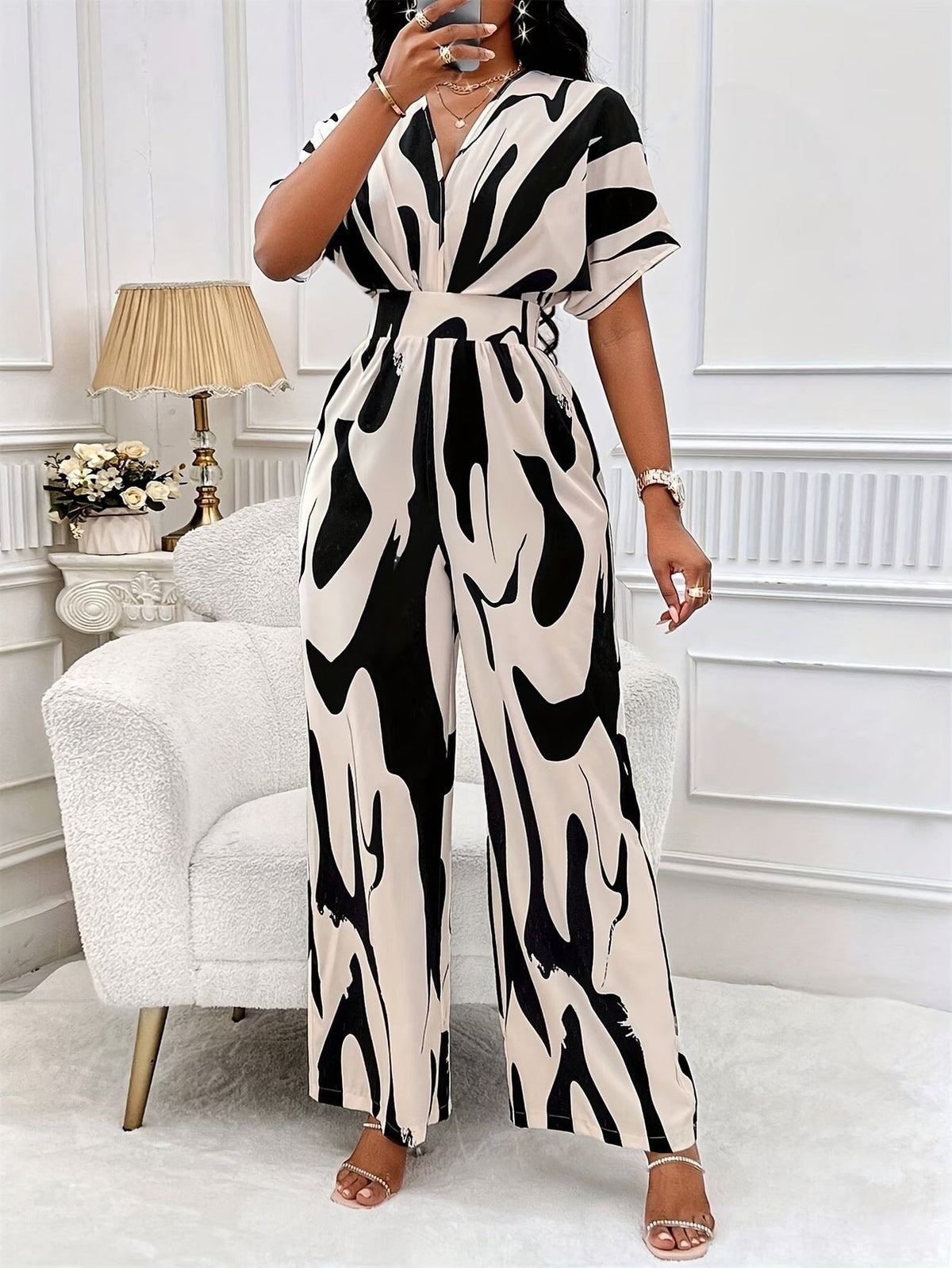 Women’s Color Block V-Neck Jumpsuit – Elegant Short Sleeve Wide-Leg One-Piece Outfit with Comfortable Waist Fit for Spring & Summer