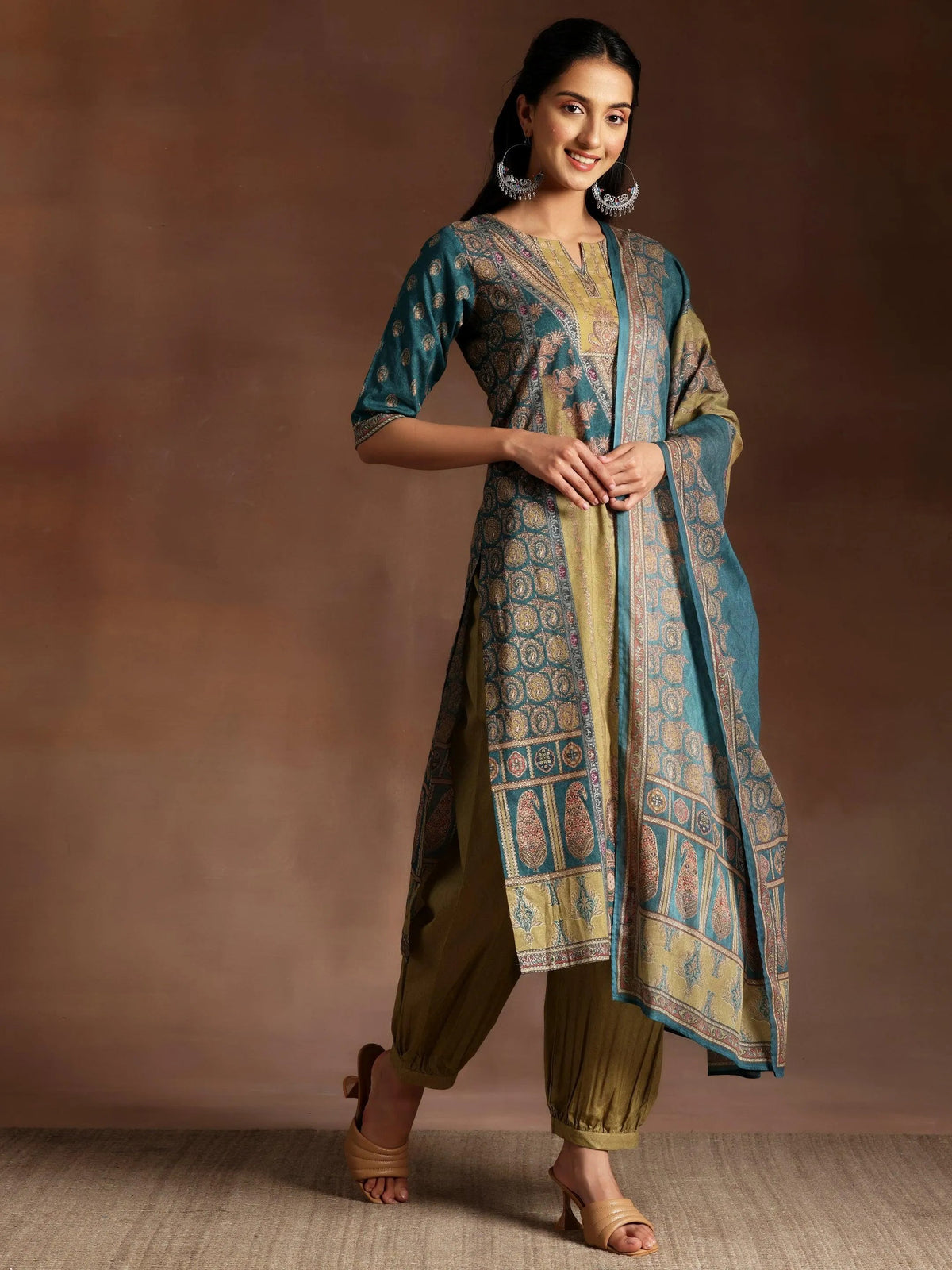 Anouk Multicoloured Printed Crepe Straight Suit With Dupatta