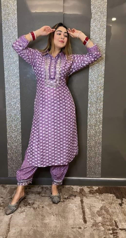 Sikka and Samosa Lacework Afghani Kurti Pant Set