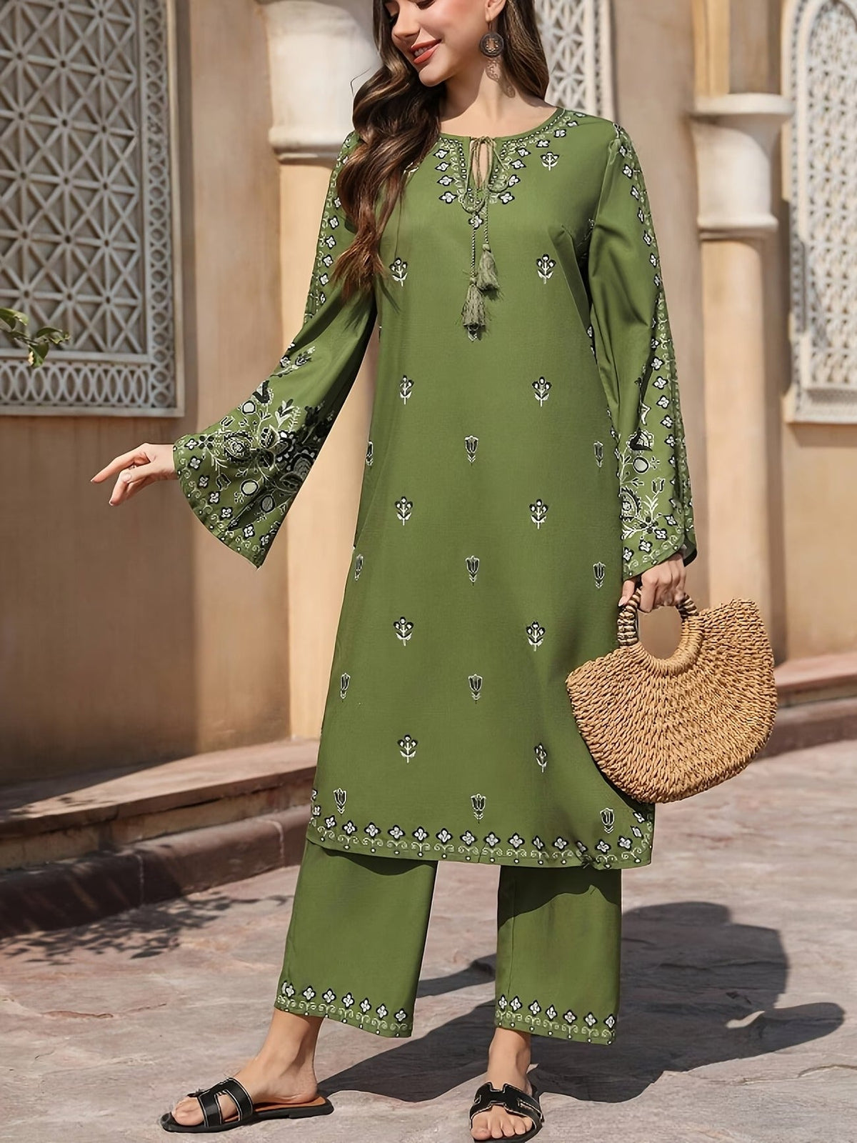 Women’s Elegant Floral Two-Piece Set – Long Sleeve Round Neck Tassel Top with Extended Pants (Middle East Inspired Casual Outfit