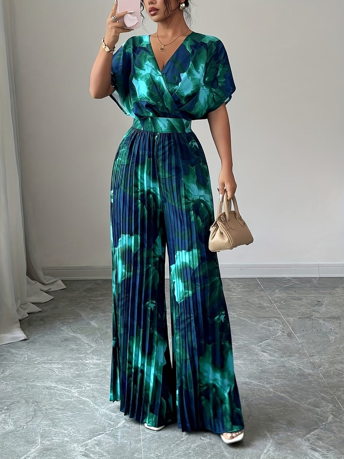 Elegant Women’s Batwing Sleeve Jumpsuit – V-Neck Abstract Print Wide-Leg Summer Outfit