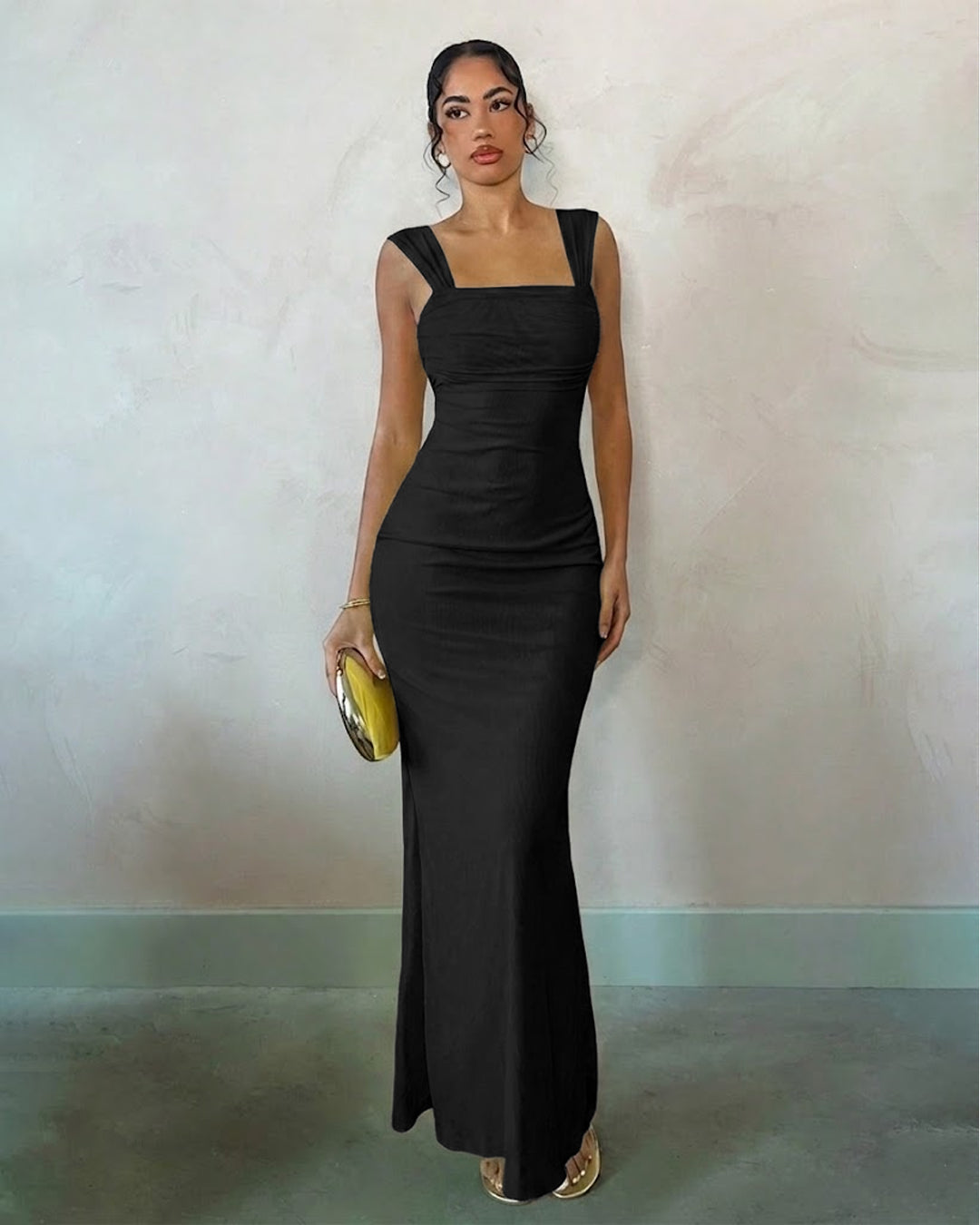 Square Neck Bodycon Mermaid Hem Solid Sleeveless Maxi Dress in Black