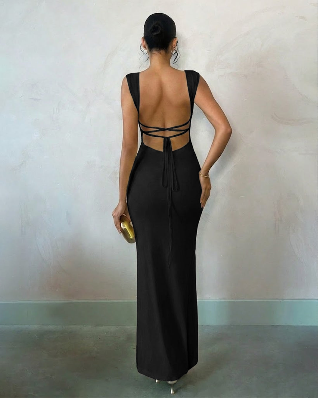 Square Neck Bodycon Mermaid Hem Solid Sleeveless Maxi Dress in Black
