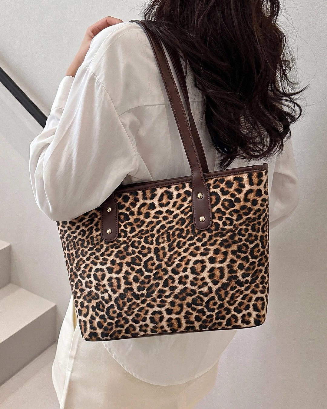 Leopard Print Tote Bag in Brown