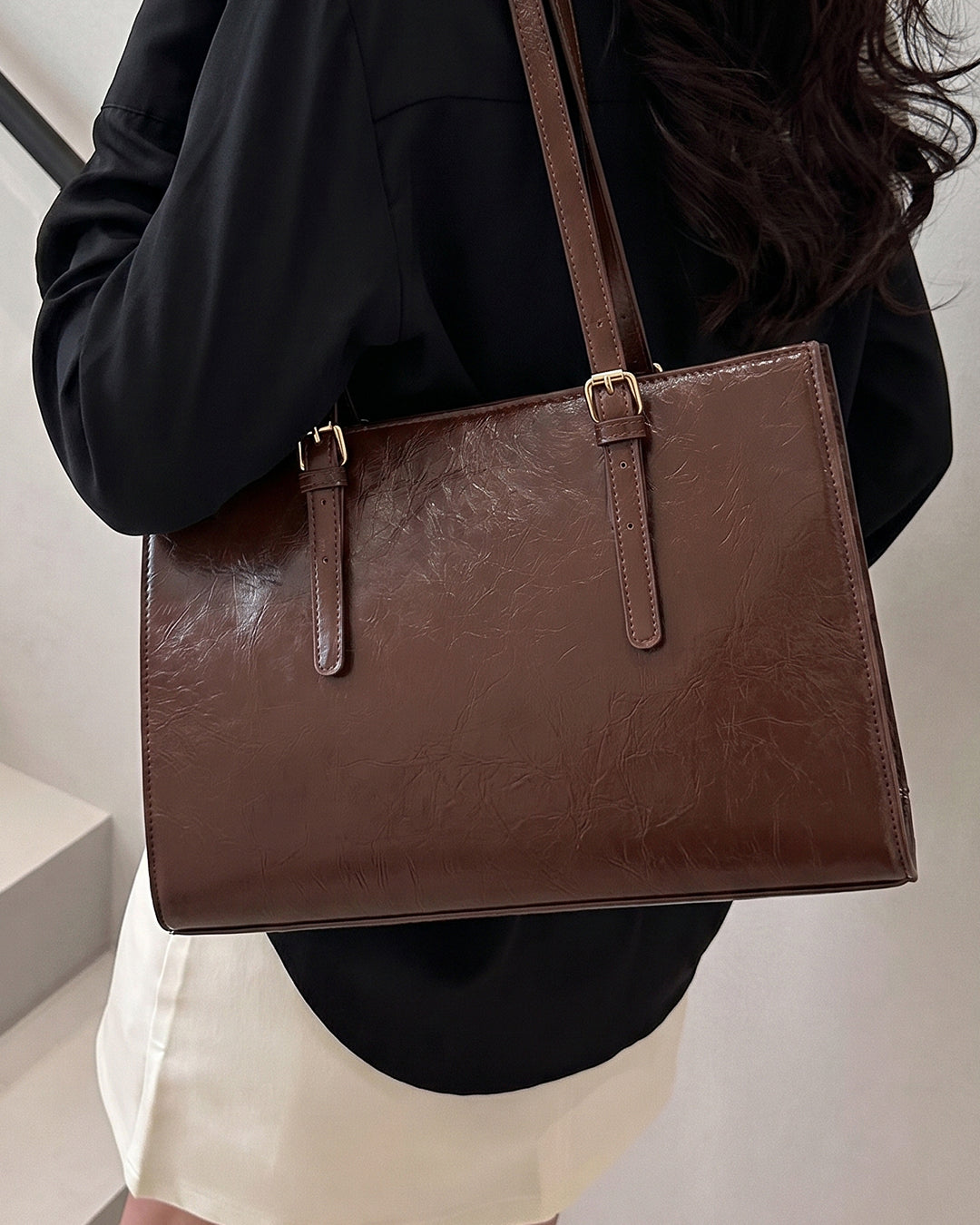 Polished Tote Carryall Bag in Chocolate Brown