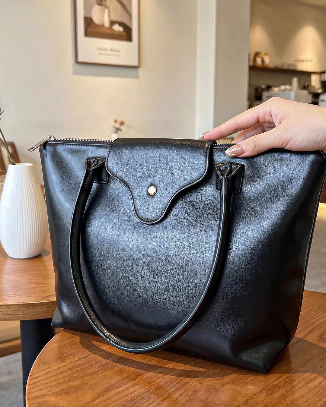 Smart Casual Tote Bag in Black