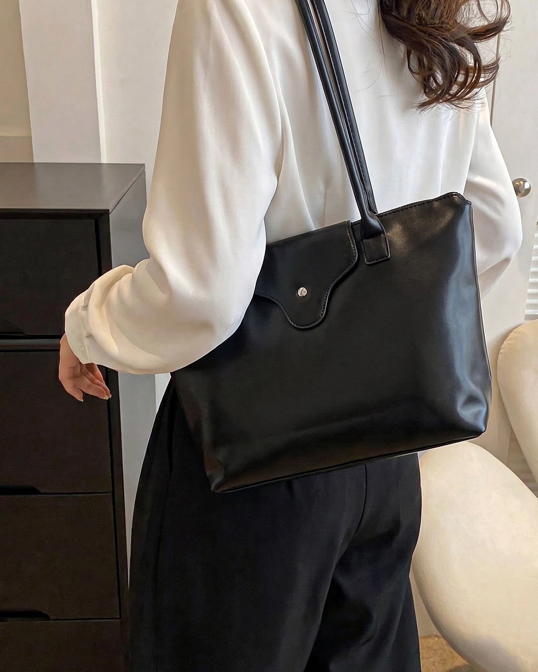 Smart Casual Tote Bag in Black