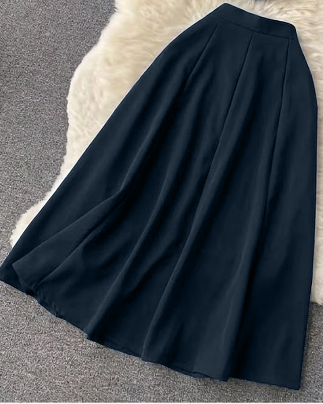 Chic Short Puff Sleeves Top And High Waisted Skirt Set in Pageant Blue
