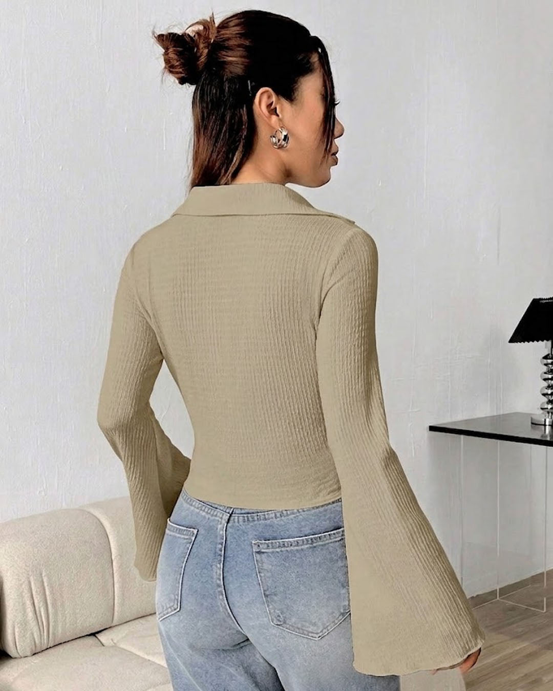 Flared Sleeve V Neck Button Front Knit Top in Green