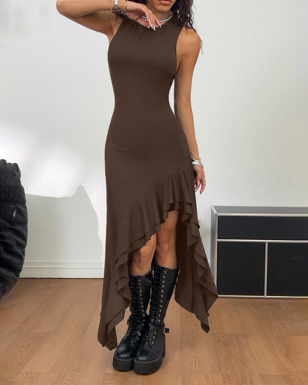 High Low Hem Sleeveless Bodycon Dress In Chocolate Brown