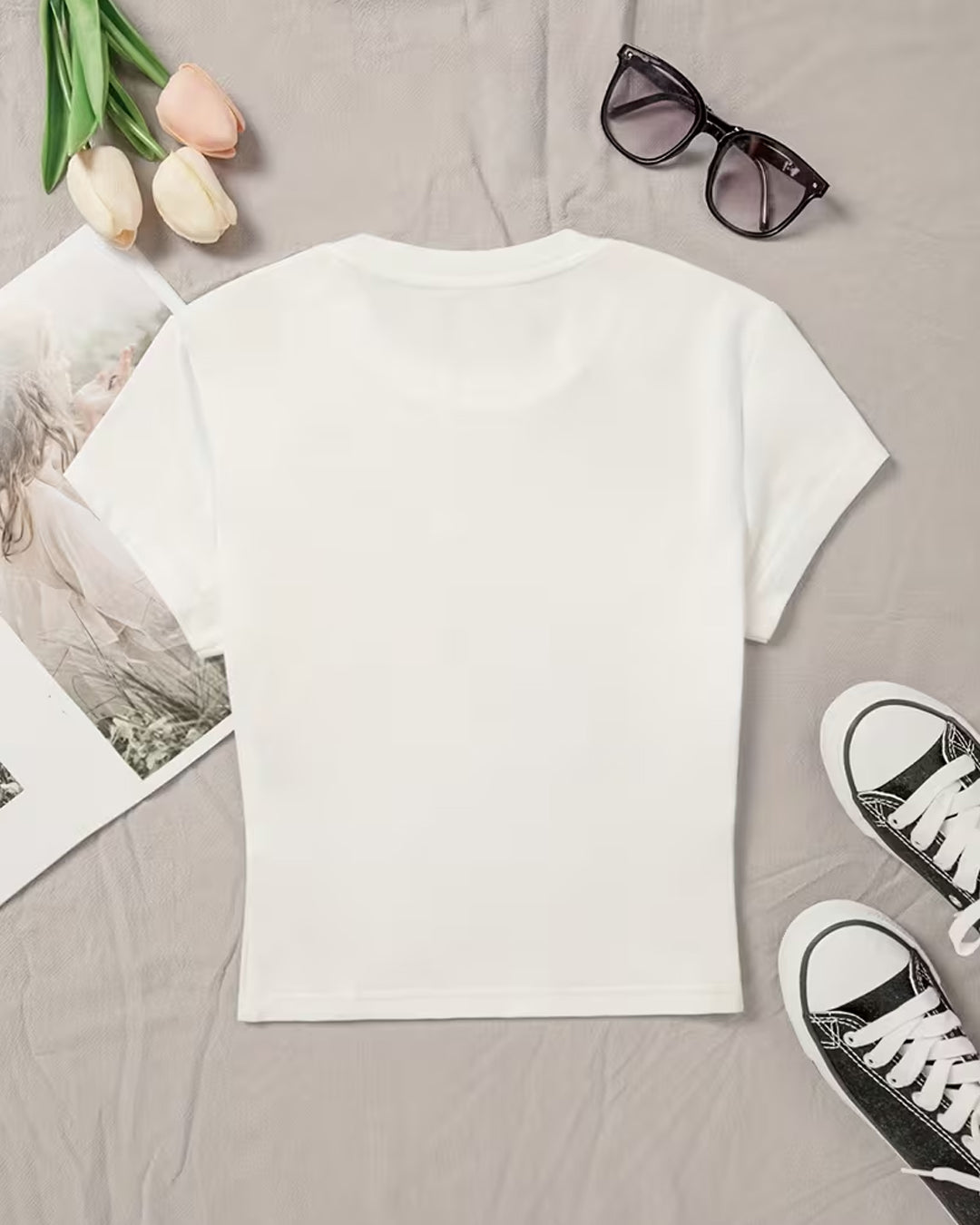 Floral Illustration Casual T-Shirt in Classic White