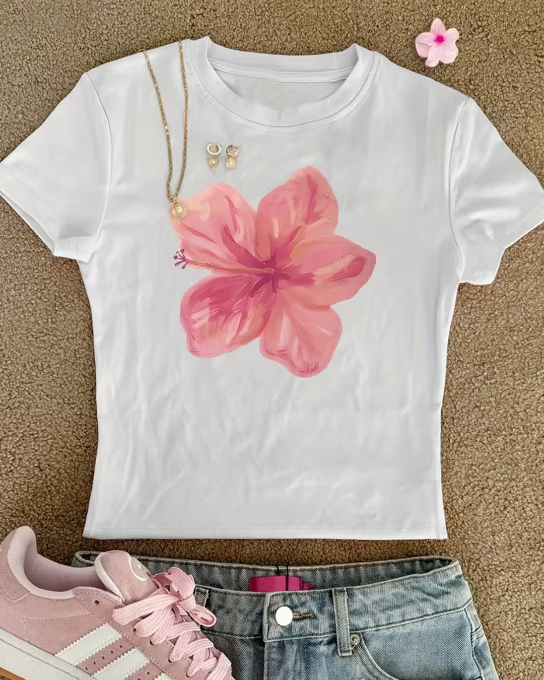 Floral Illustration Casual T-Shirt in Classic White