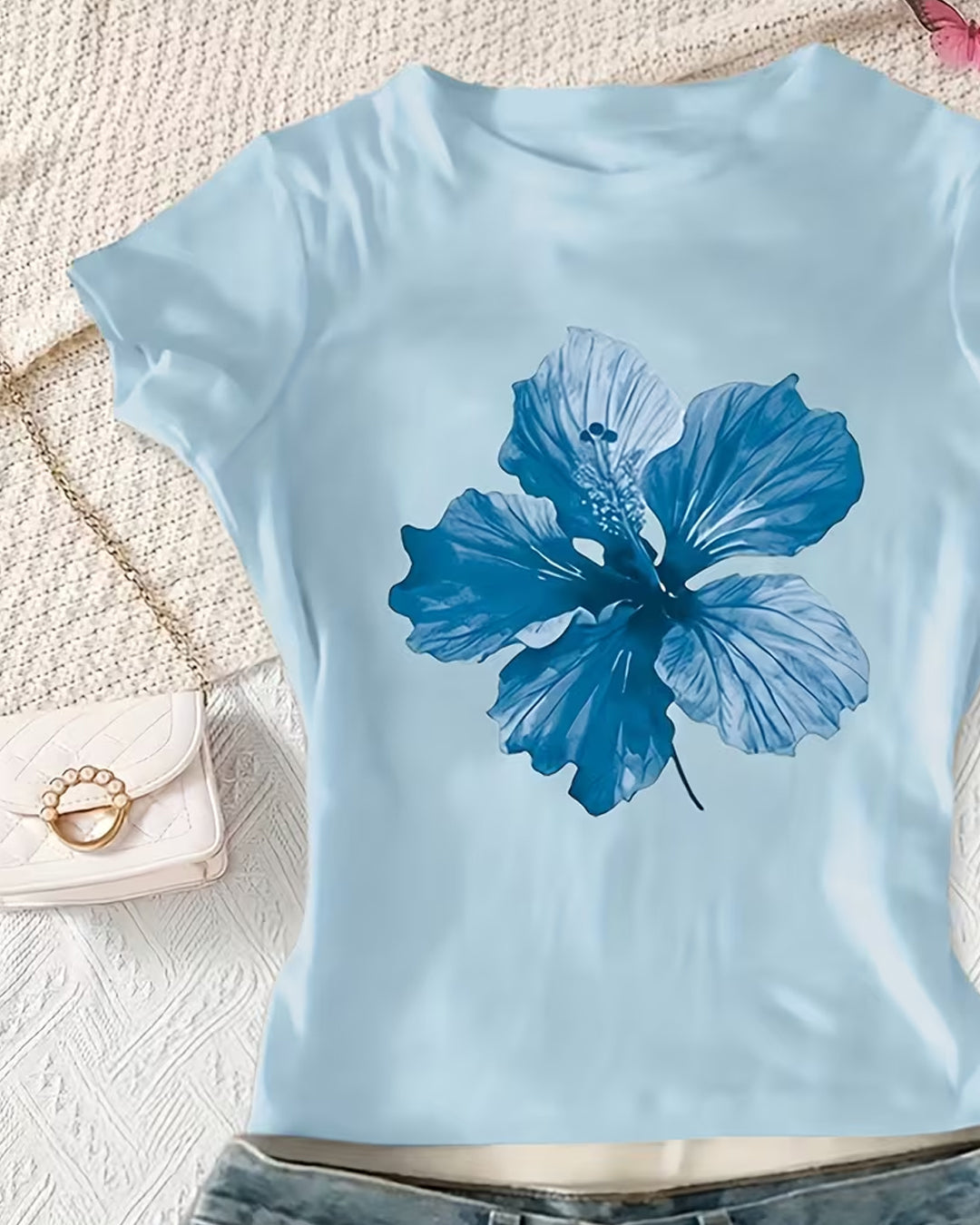 Floral Graphic Short Sleeve Top in Baby Blue