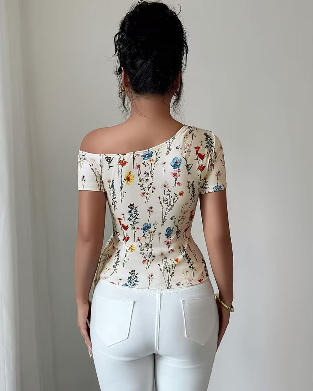 Floral Side Knot Short Sleeve Top in Cream