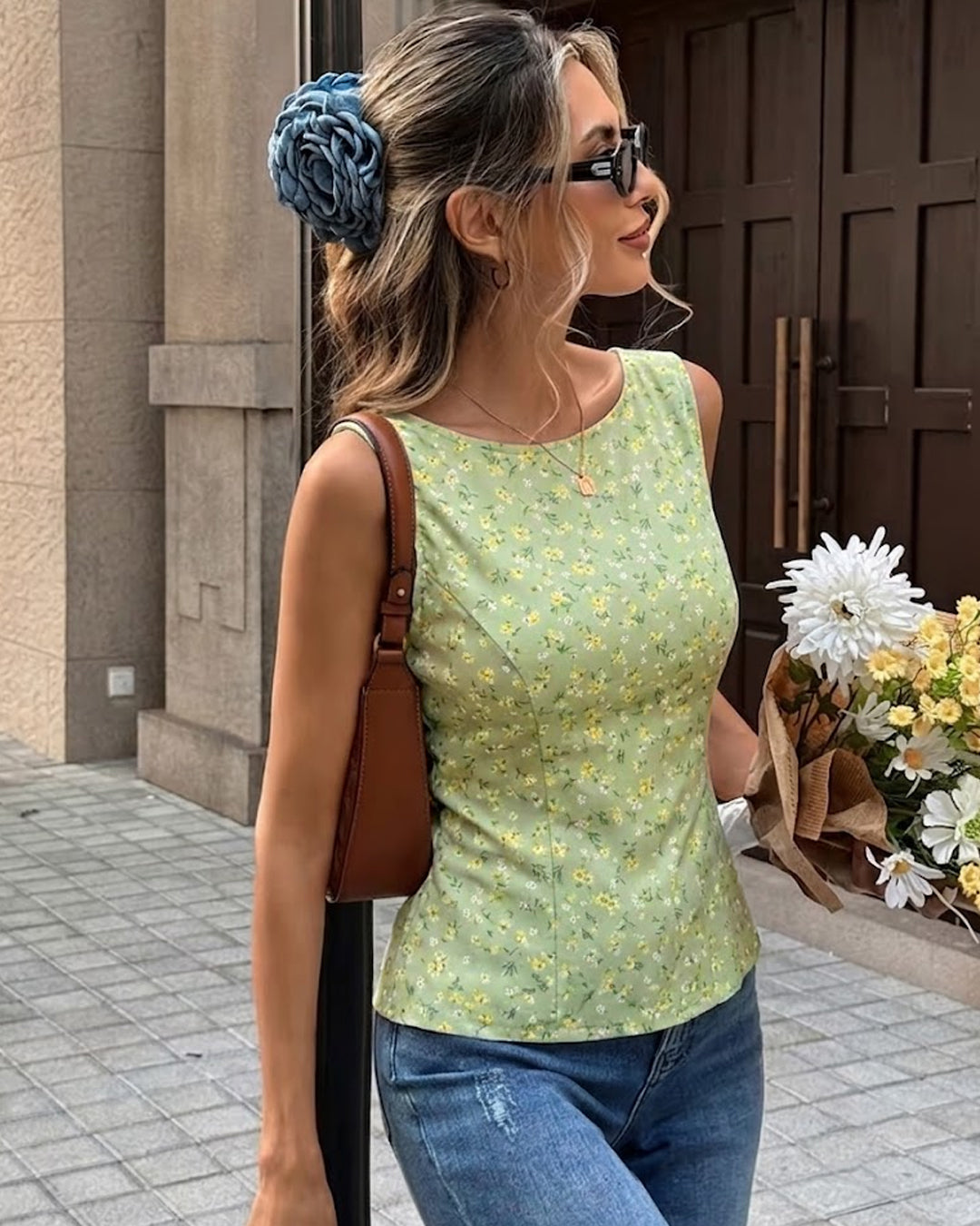 Floral Open Back Tie Sleeveless Top in Light Green