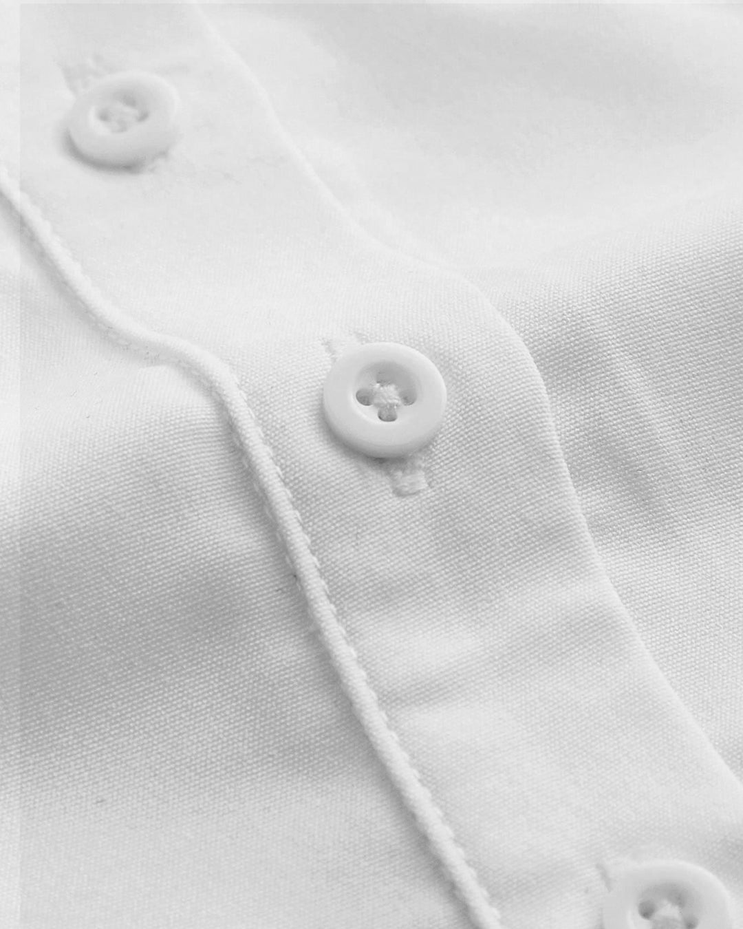 Puff Sleeve Collared Button Down Shirt in Off White