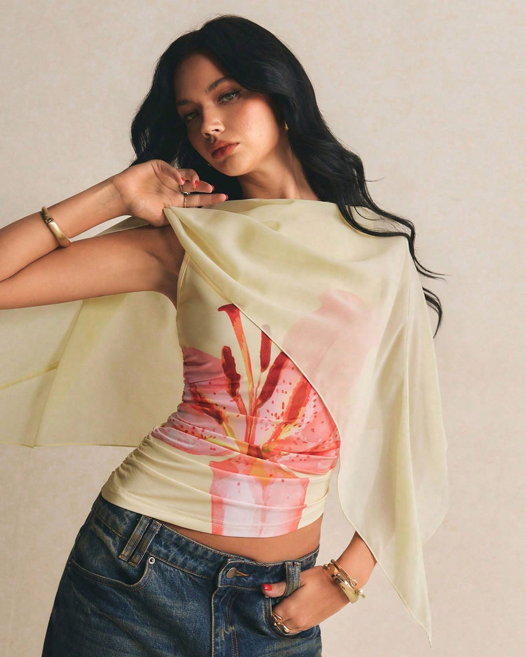 Abstract Print Batwing Sleeve Crop Top in Cream