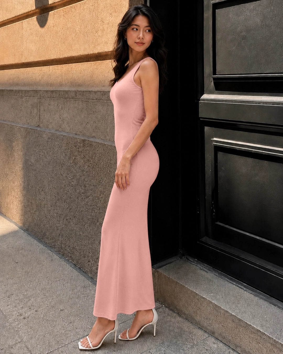 Scoop Neckline Sleeveless Fitted Maxi Dress in Dusty Pink