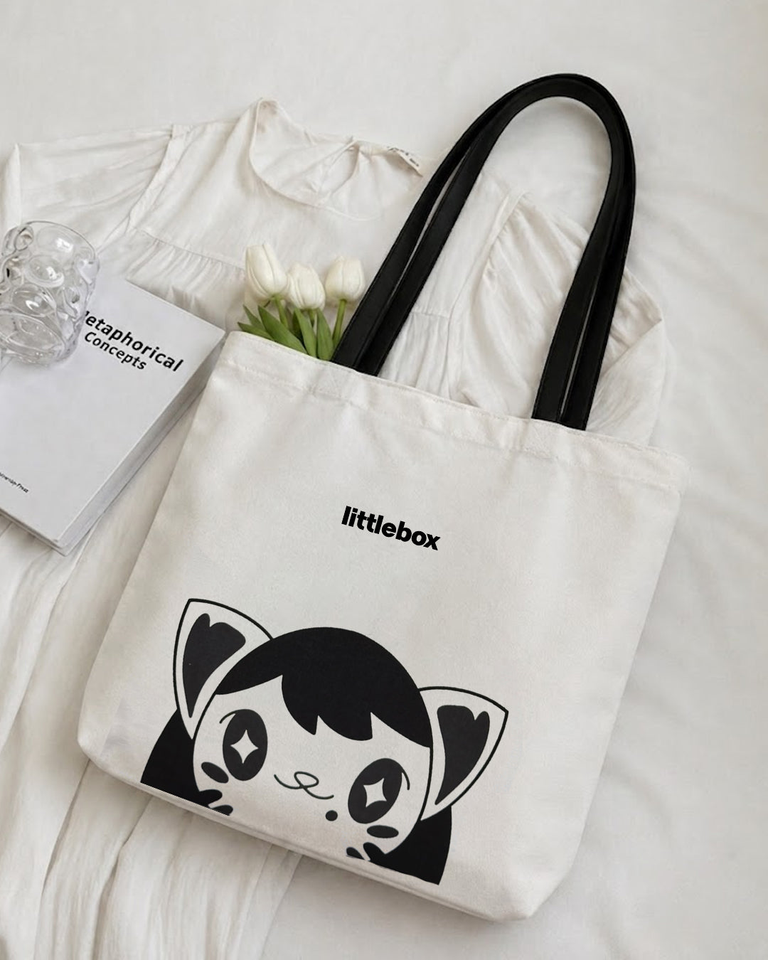 Cute Cat Graphic Canvas Tote Bag in Off-White