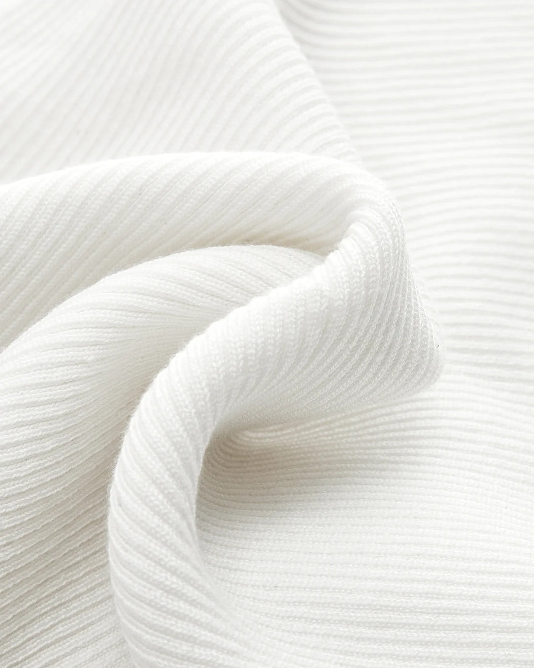 Ribbed Halter Neck Keyhole Fitted Top in Jet White