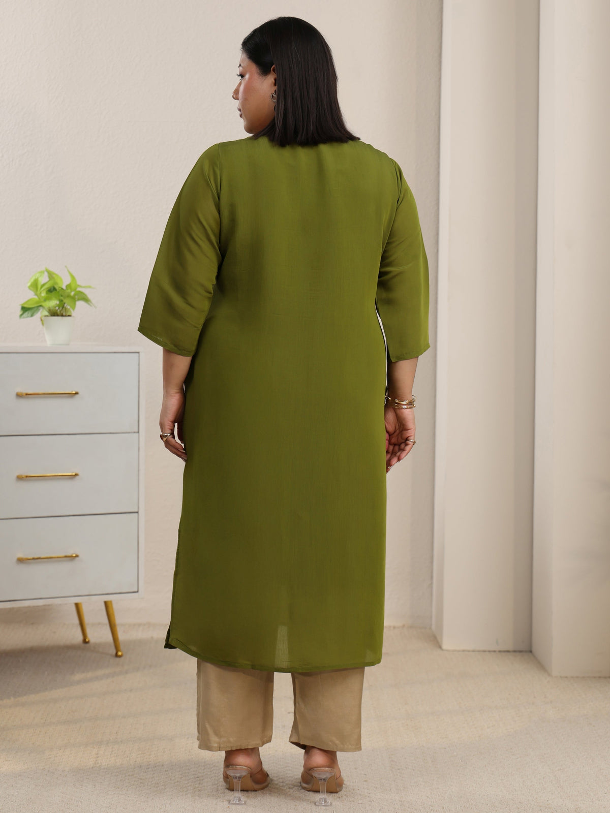 Plus Size Green Embellished Chanderi Cotton Straight Kurta