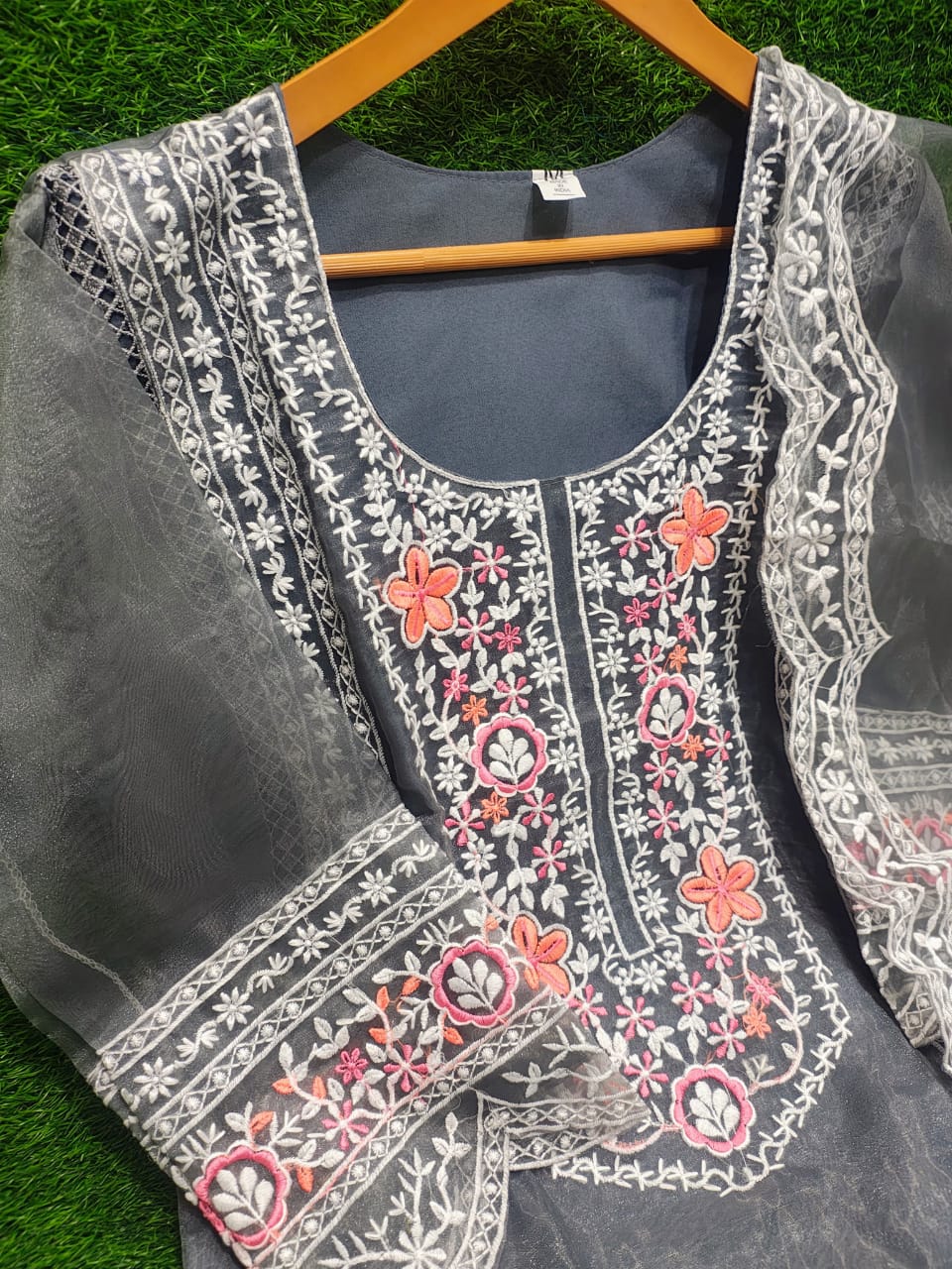 White Thread Embroidery Kurti Set with Organza Dupatta