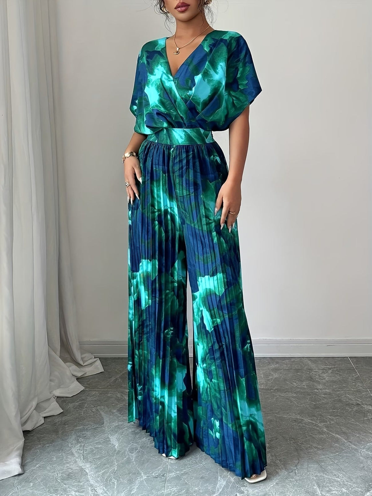 Elegant Women’s Batwing Sleeve Jumpsuit – V-Neck Abstract Print Wide-Leg Summer Outfit