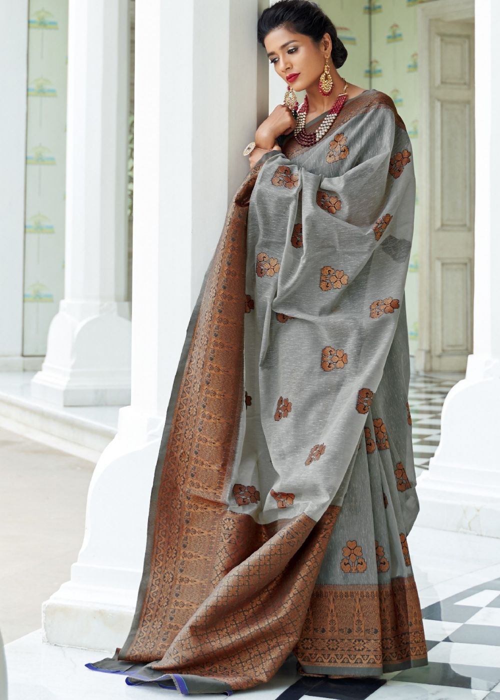 Smoke Grey Woven Linen Silk Saree with Butti overall