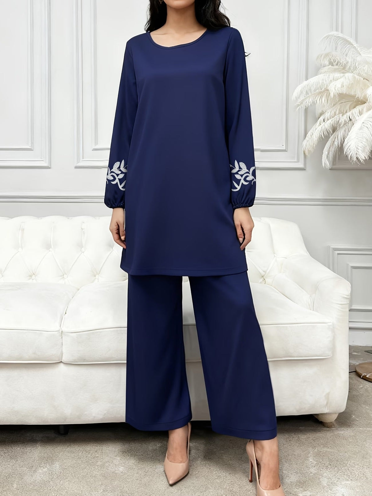Women’s Elegant Ridas Abaya Two-Piece Set – Plant Print Long Sleeve Crop Top with Matching Pants (Perfect for Ramadan & Eid Wear)