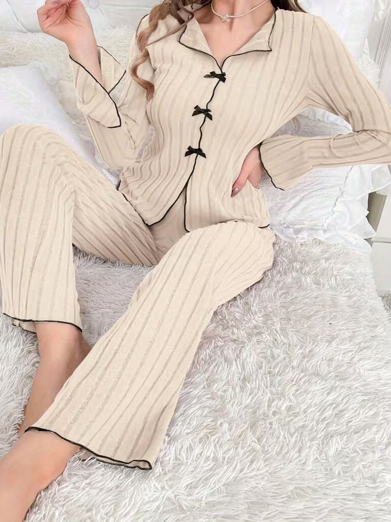 Pack of 2 Women’s Winter Pajama Sets – Cozy Flannel Sleepwear with Elegant Bell Sleeves