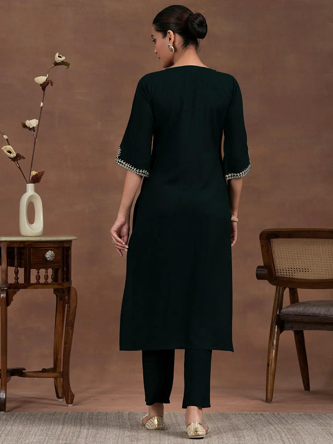 Anouk Green Yoke Design Rayon Straight Kurta Set