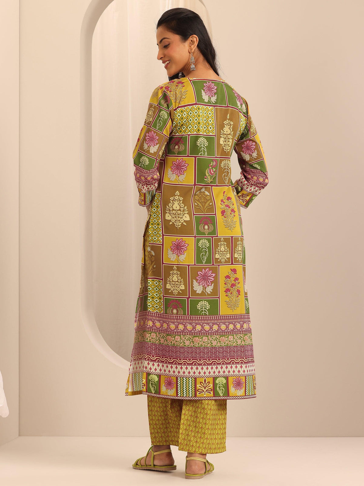 Anouk Multi Printed Poly Crepe Straight Kurta Set