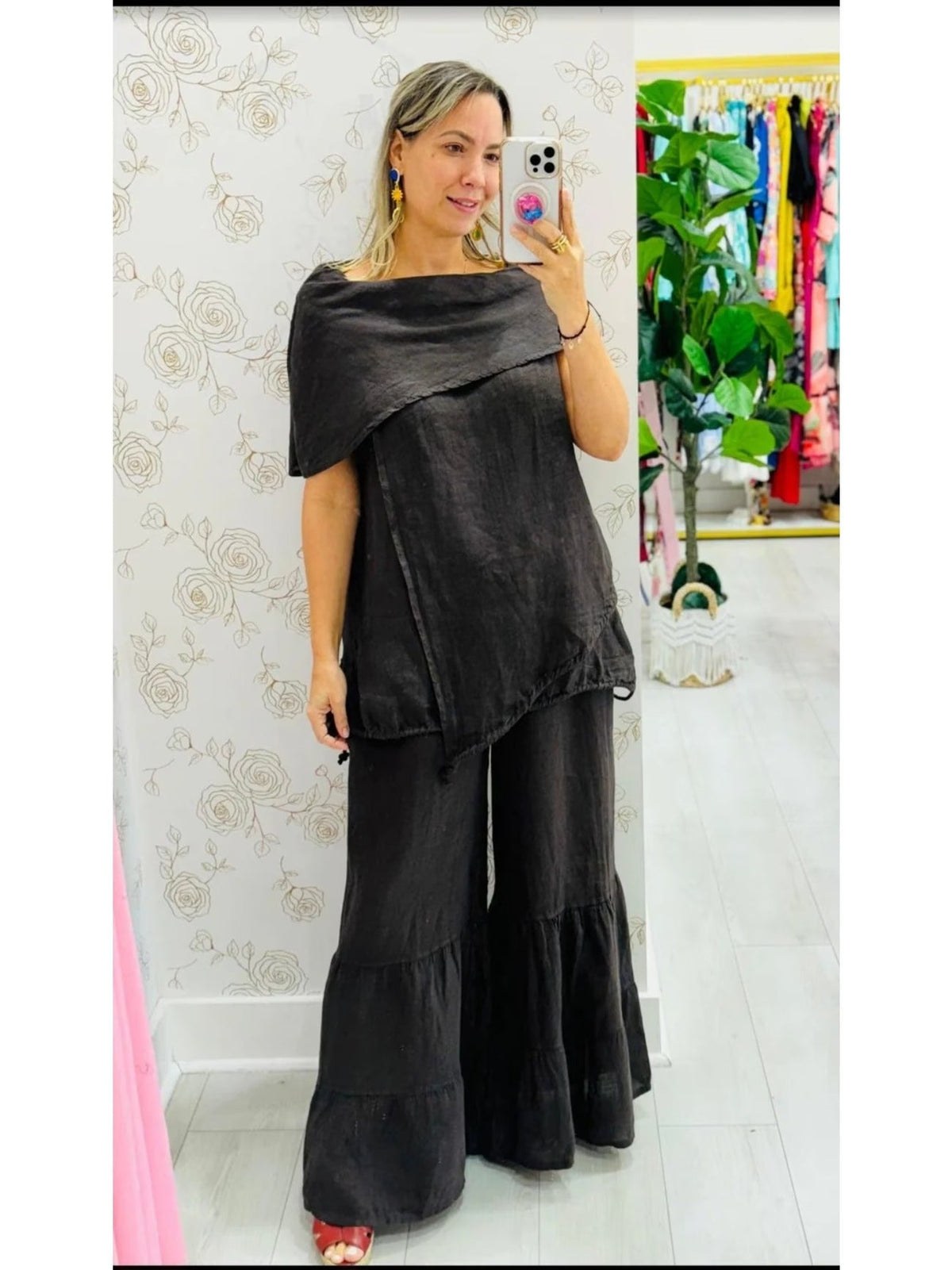 CurveMuse Casual Two-Piece Outfit