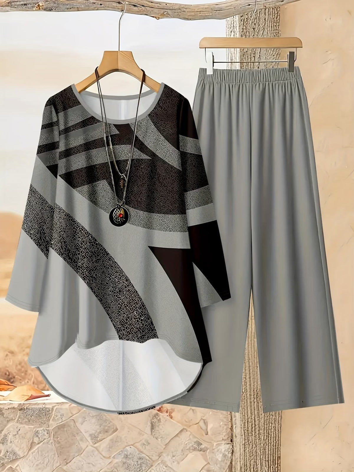 Loose Fit Irregular Print High-Low Hem Top with Solid Pants – Women’s Casual Two-Piece Outfit