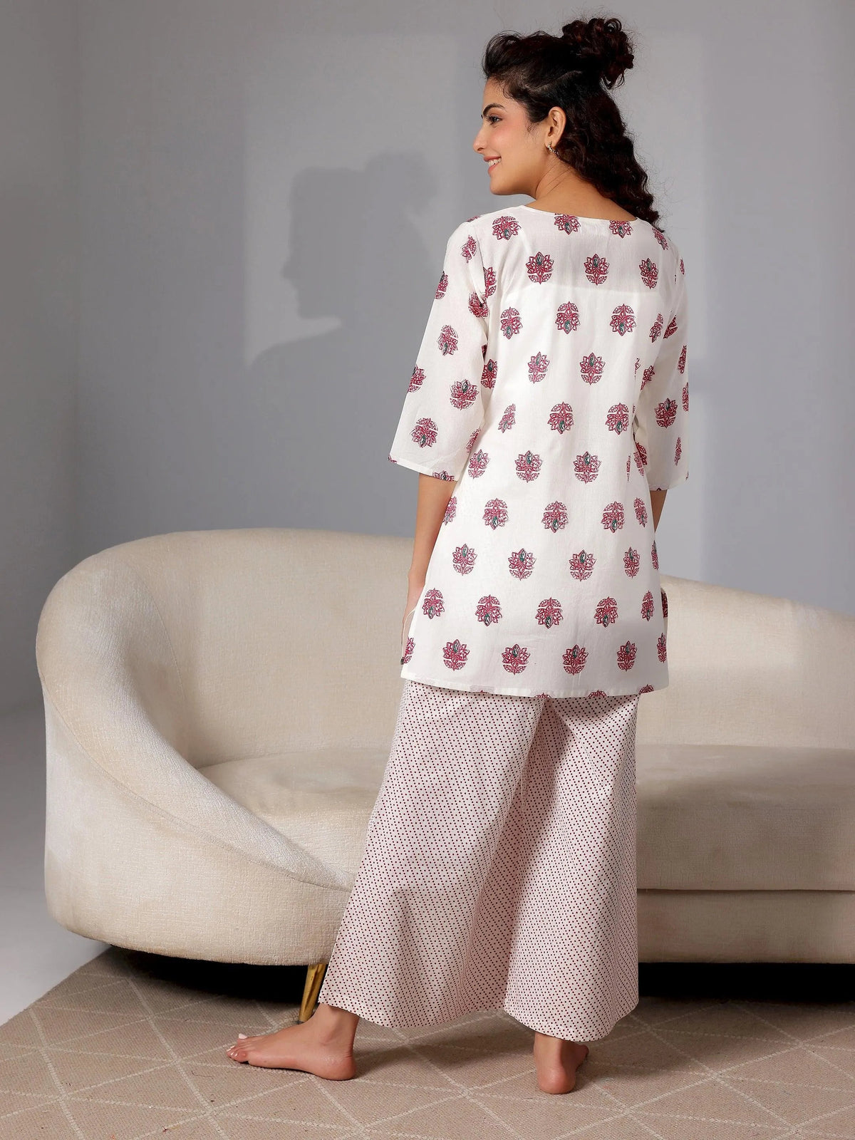 Anouk Cream Printed Cotton Night Suits