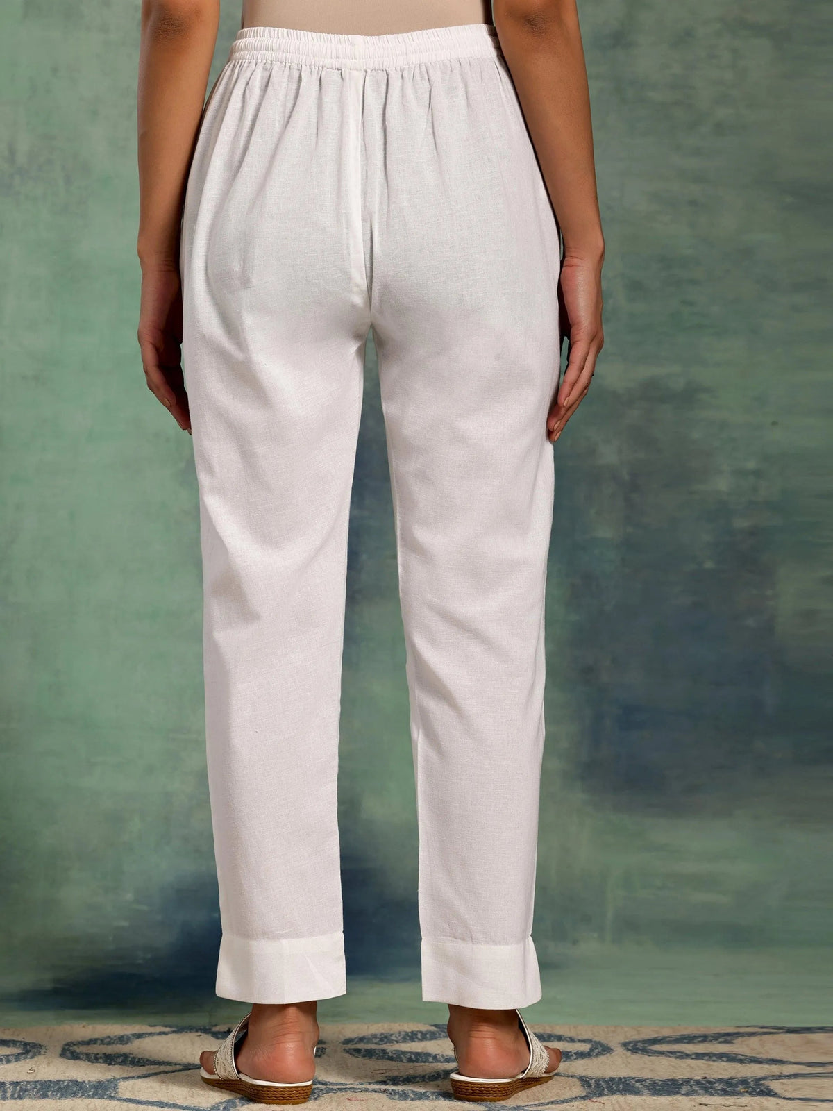 Anouk White Solid Cotton Straight Fit Trousers