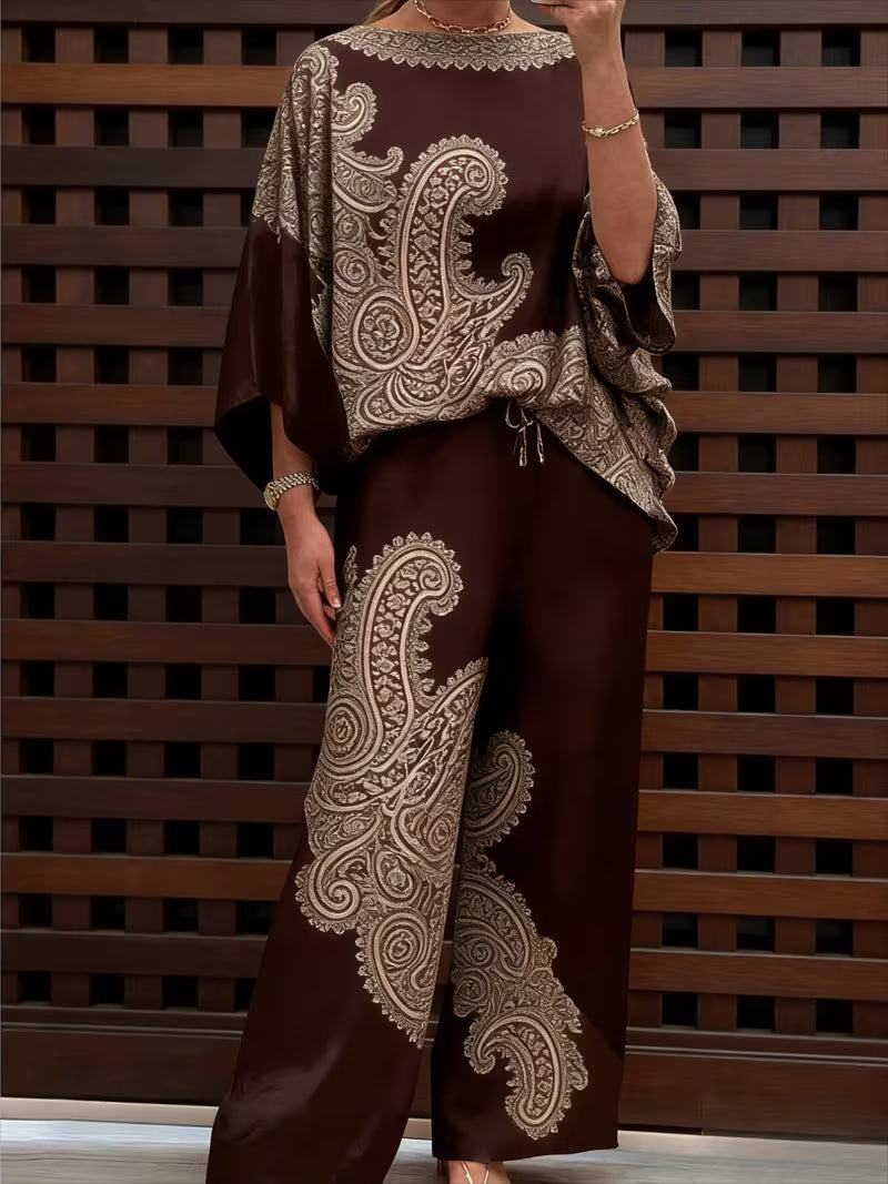 Women’s Plus-Size Casual 2-Piece Set – Off-Shoulder Batwing Top & Printed Pants