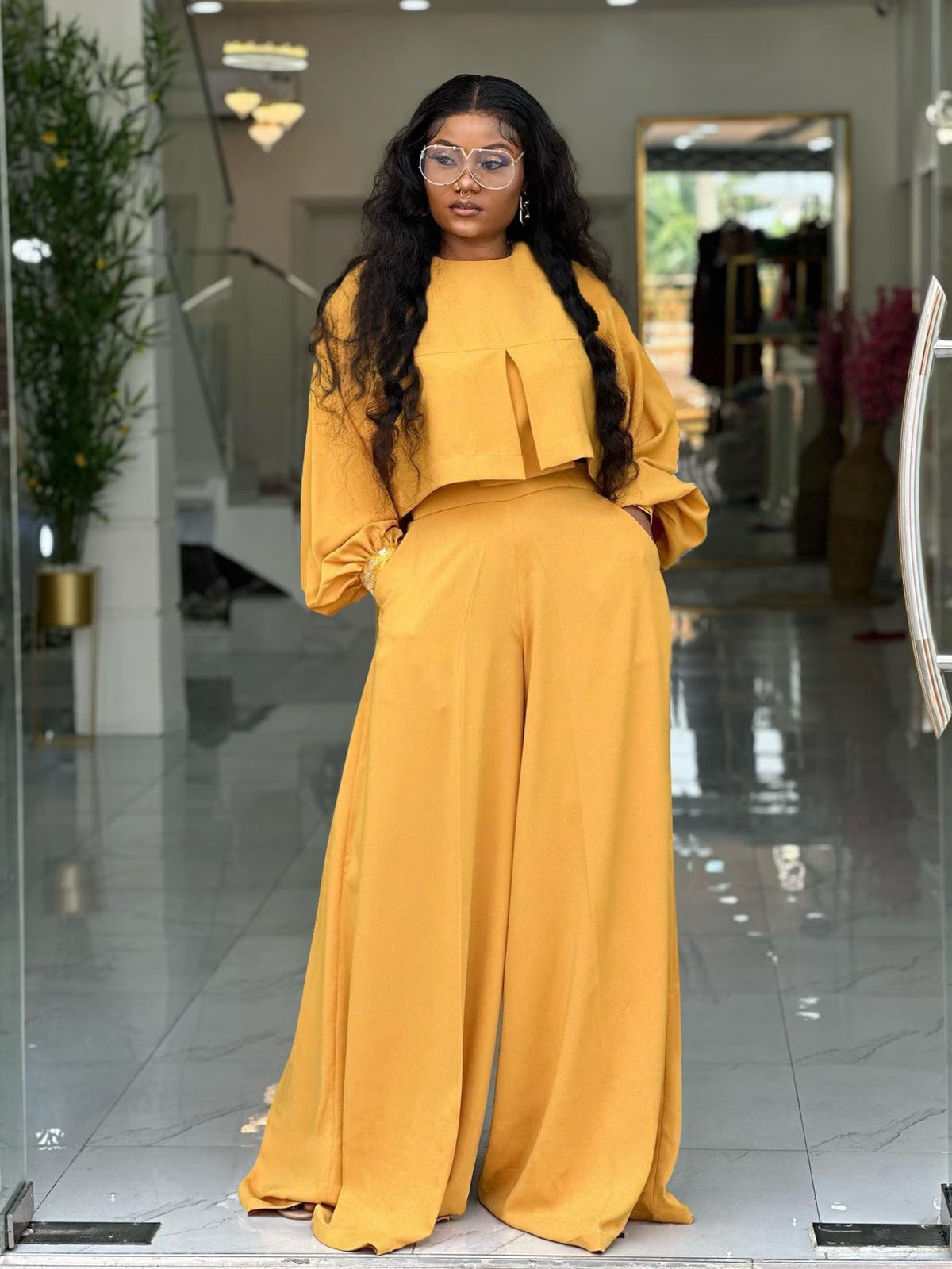 Plus Size Elegant Lantern Sleeve Top & Wide-Leg Pants Set