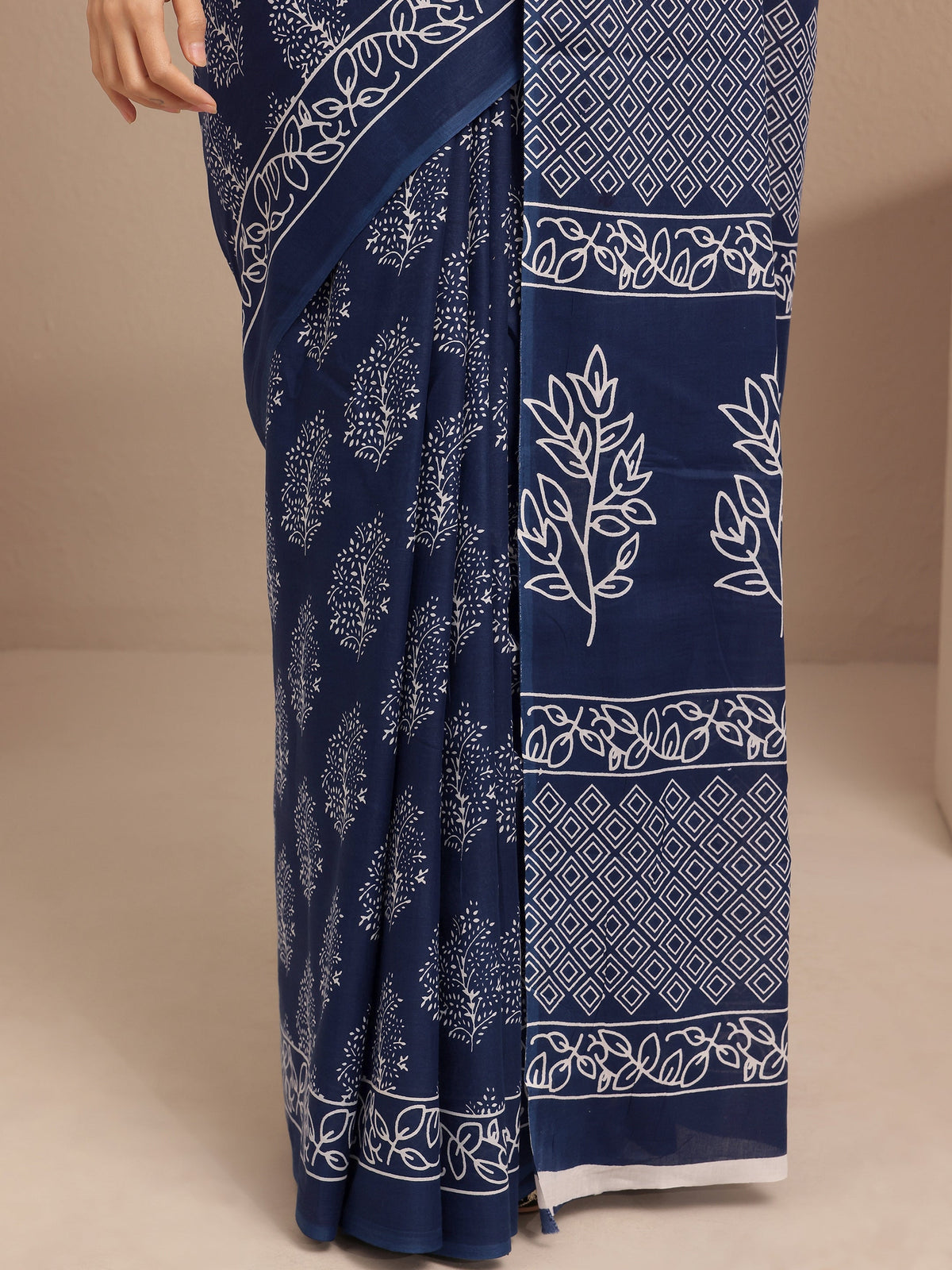 Anouk Navy Blue Printed Cotton Saree With Unstitched Blouse Piece